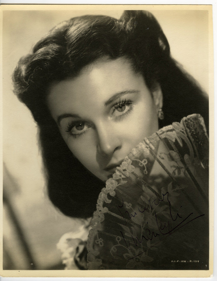 Vivien Leigh Autographed Gone with the Wind Photo (1939)